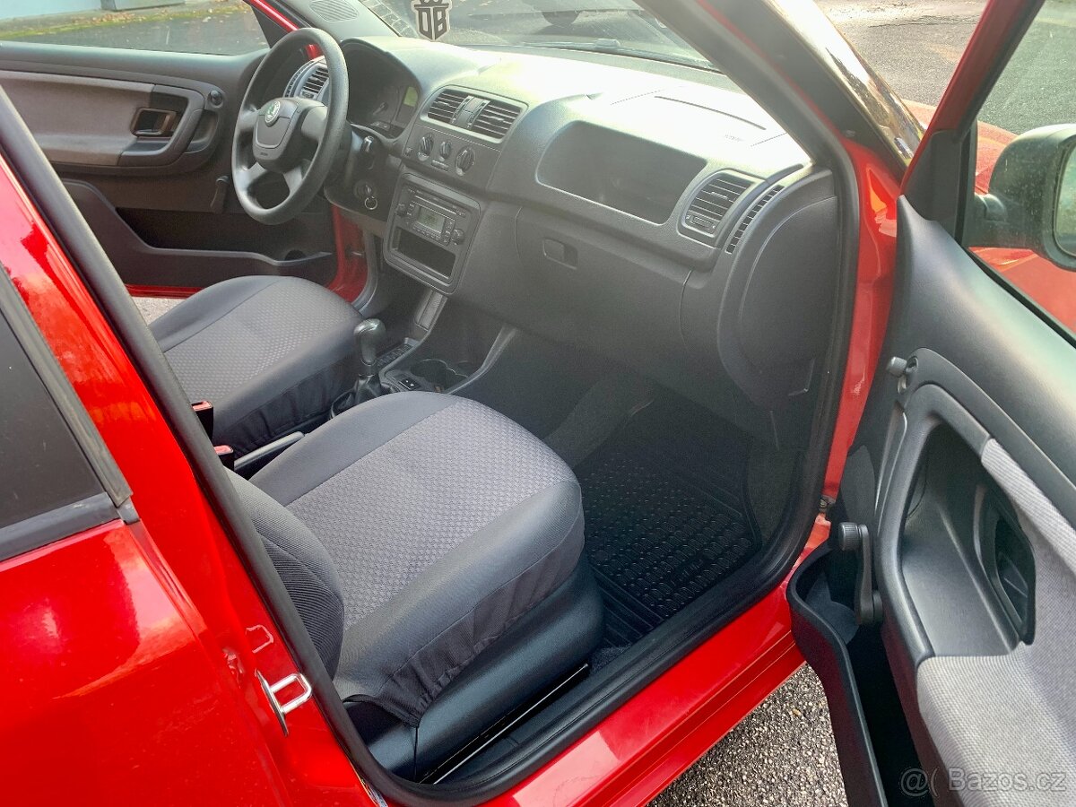 škoda fabia 1.4 16V kombi 113tkm,2011,serviska krásná - 10
