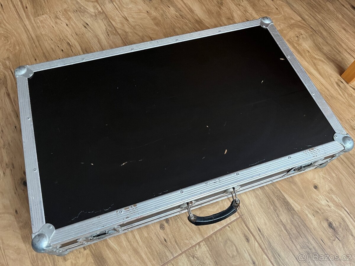 Flight Case pro Moog Minimoog Voyager - 10