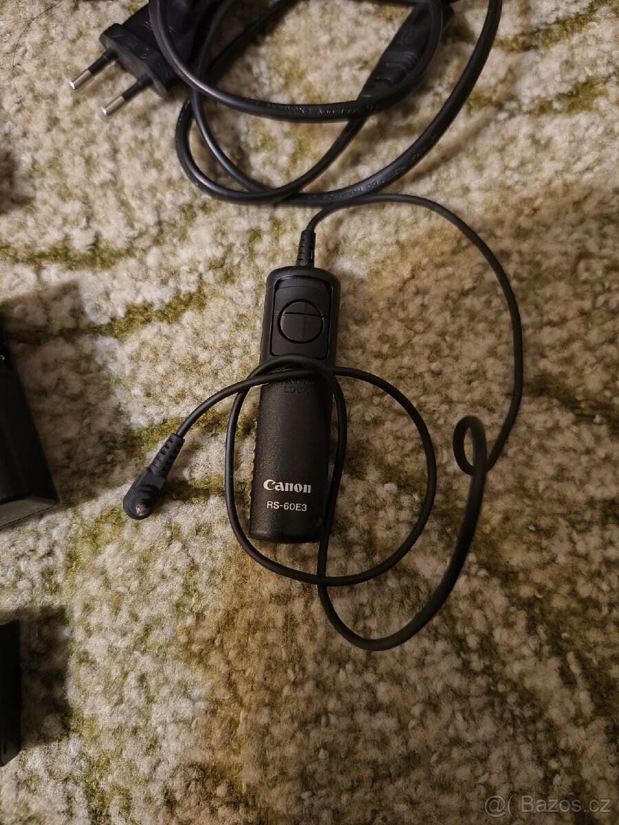 Digitální zrcadlovka Canon EOS 2000D +příslušenství - 10