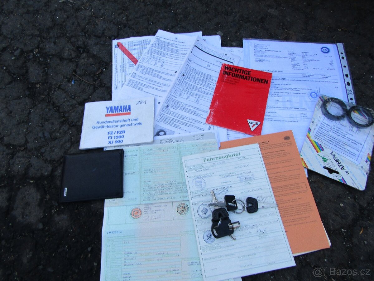 Yamaha XJ 900F - 10