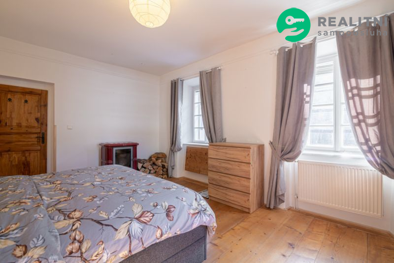 Roubenka s duší v centru města Vimperk - 10