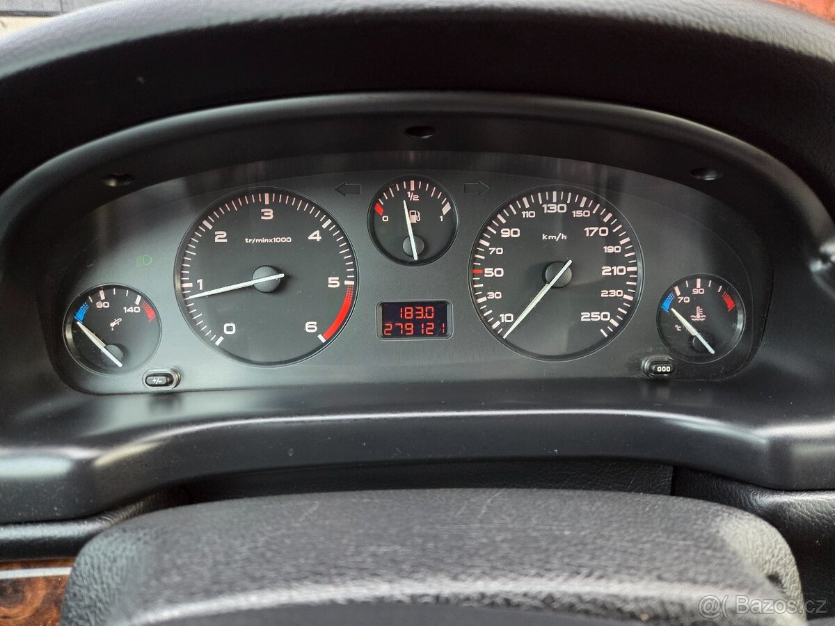 Peugeot 406 2.2 HDI 98 kW - 10