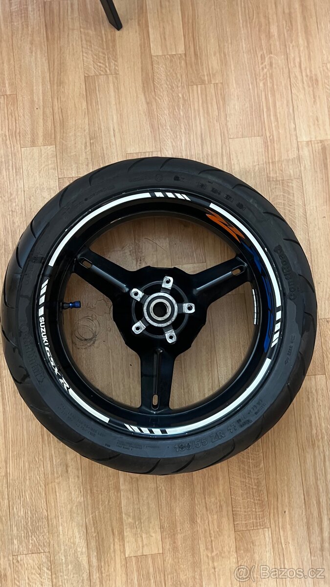 Suzuki gsxr 600 k4 - 10