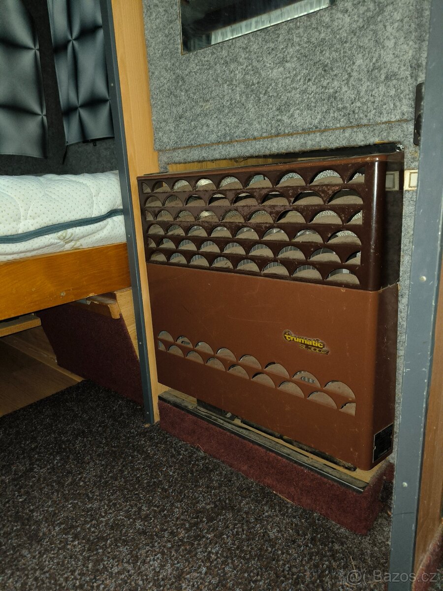 Karavan Wilk 502 - 10