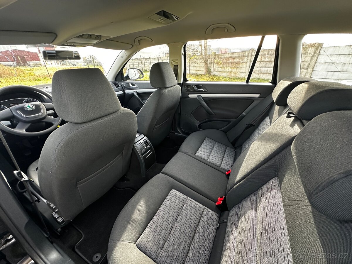 ŠKODA OCTAVIA 1.6 TDI - 10