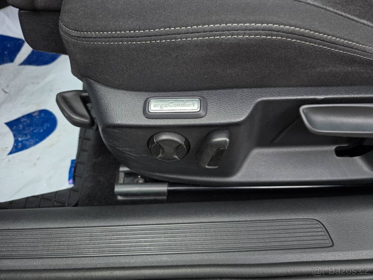 Volkswagen Passat Variant 1.5 TSI ACT Elegance DSG, odpočet - 10