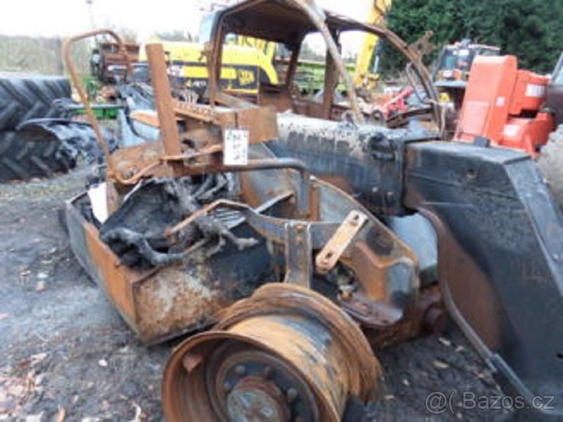 Díly na nakladač Claas - 10