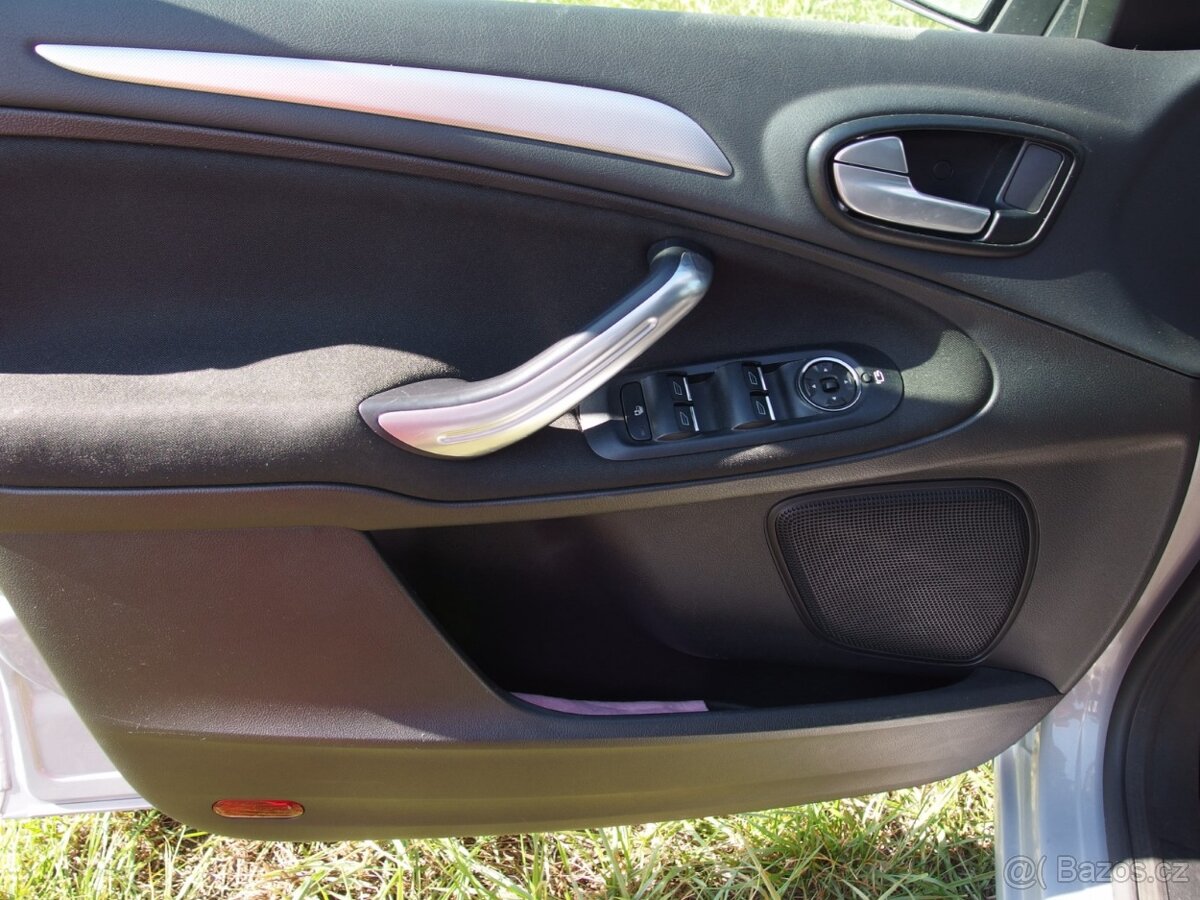 Ford Galaxy 2.0 TDCI, 7 míst, manuál, 2010 - 10