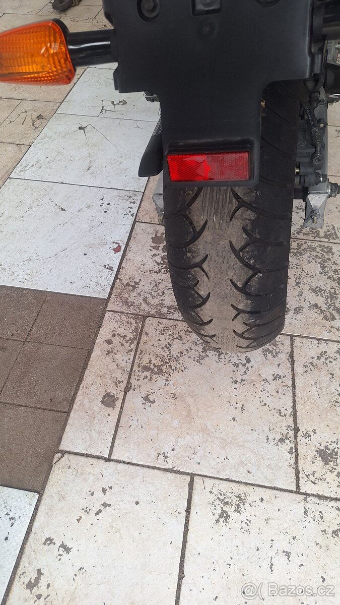 Honda Hornet S 600 70kw 2000 15tkm snížená - 10