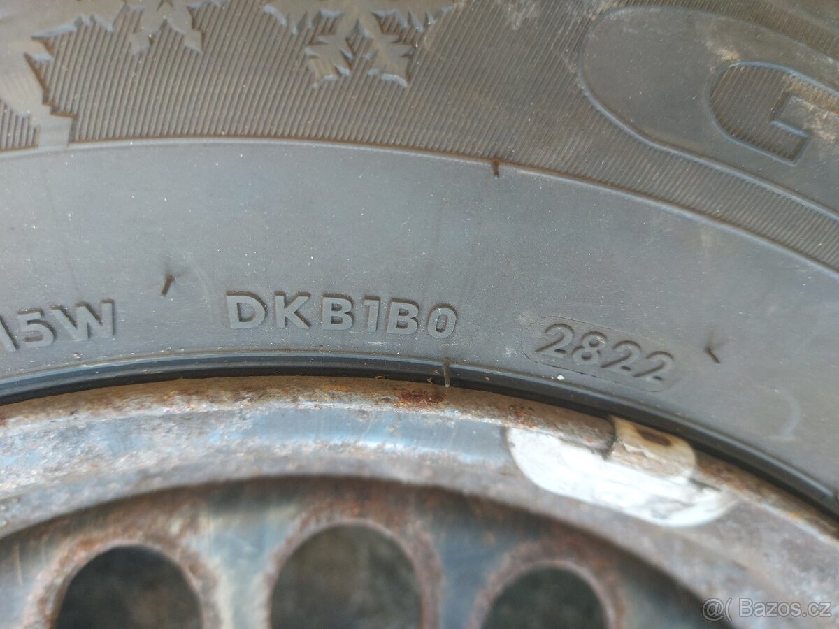 Zimní pneu 195/65 R15 - 10