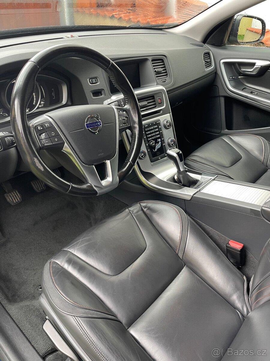 Volvo v60 2017. - 10