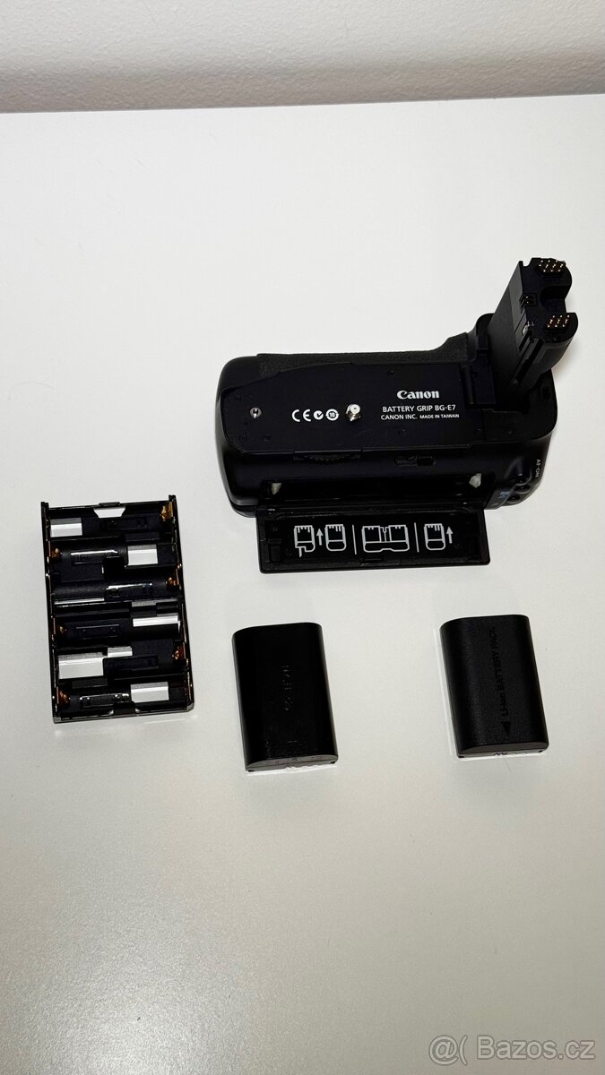 Prodám set Canon 7D + 4 objektivy + batterygrip + blesk - 10