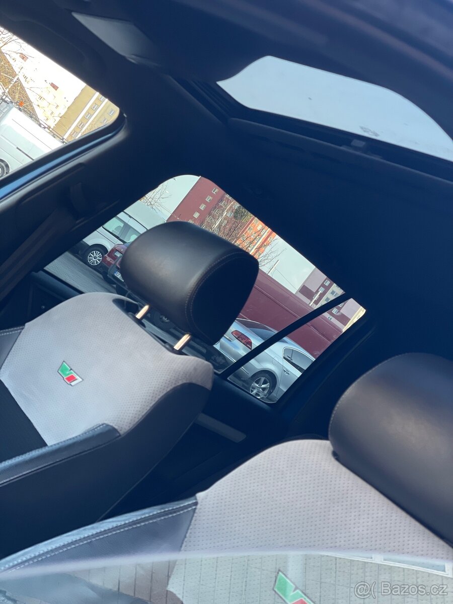 Škoda octavia Rs - 10