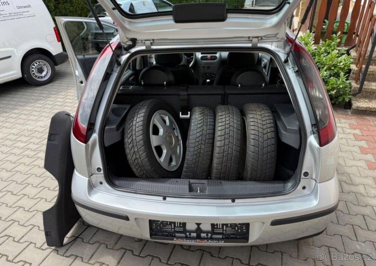 Opel Corsa 1,2 i klima , 2 sady kol benzín - 10