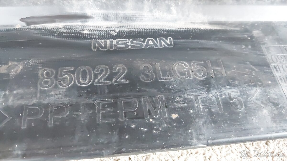 Nissan NV200 : Nárazník zadní - 10
