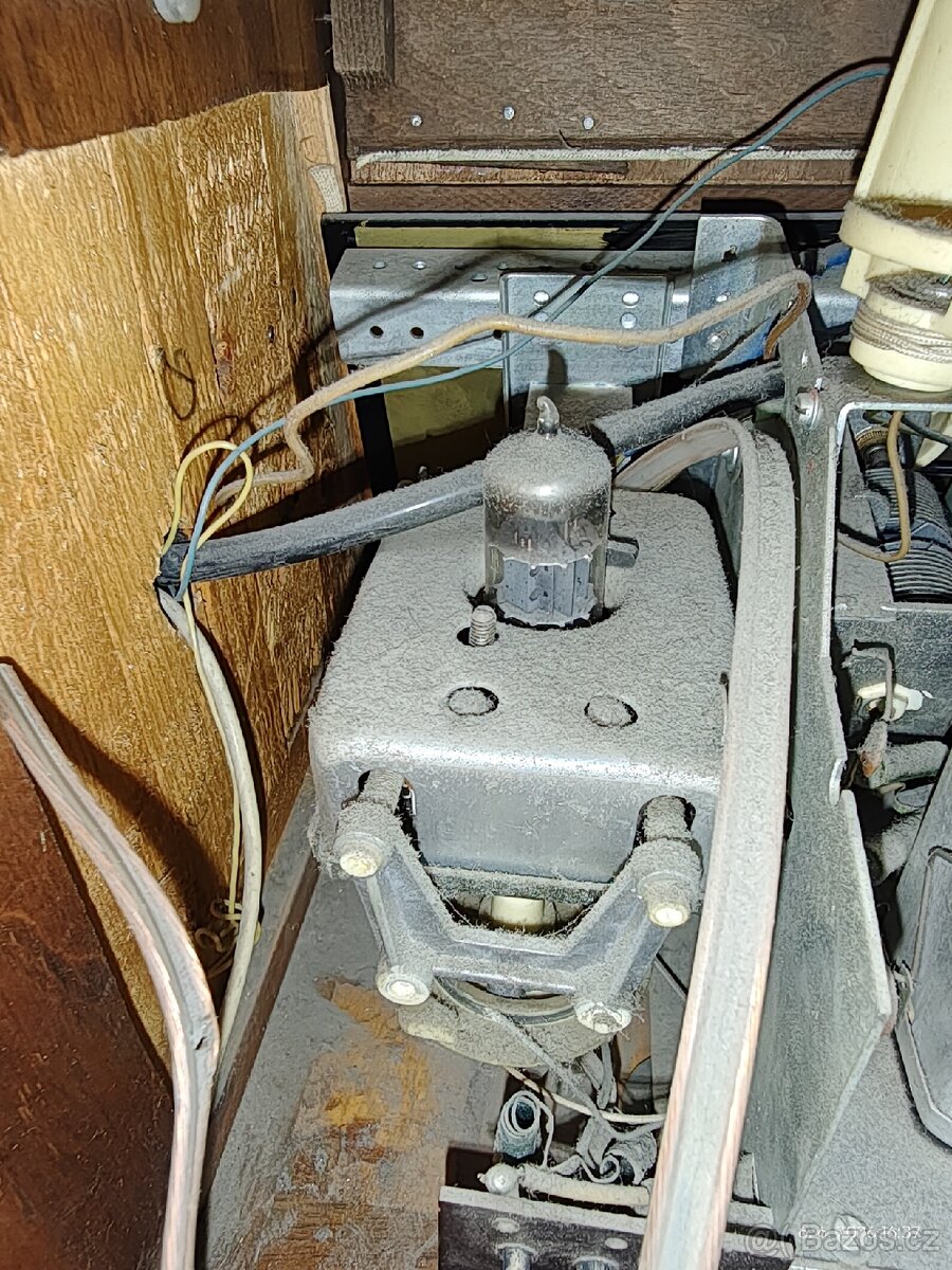 Gramoradio Tesla + Kotoučový magnetofon Tesla - 10