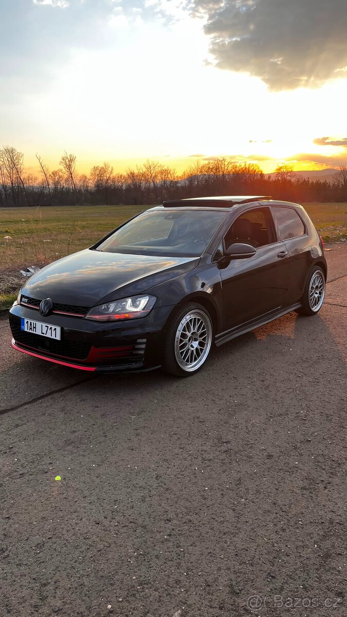 Golf 7 GTI Performance - 10