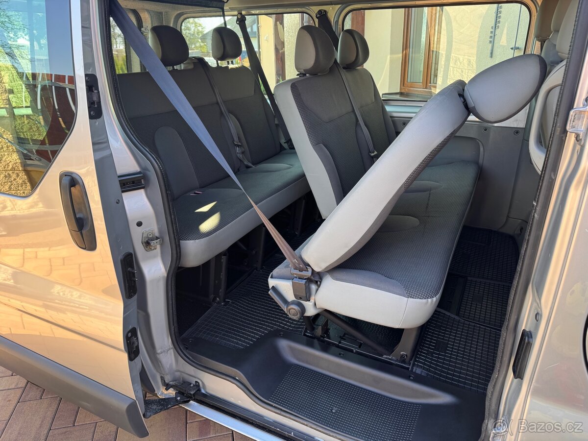 Opel Vivaro 2.0CDTI 84Kw L2 - 9.Míst - 114.TKM - 10