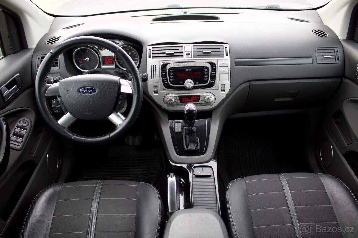 Ford Kuga 2.0 TDCi Titanium AWD / 103kW / M6 / 2013 - 10
