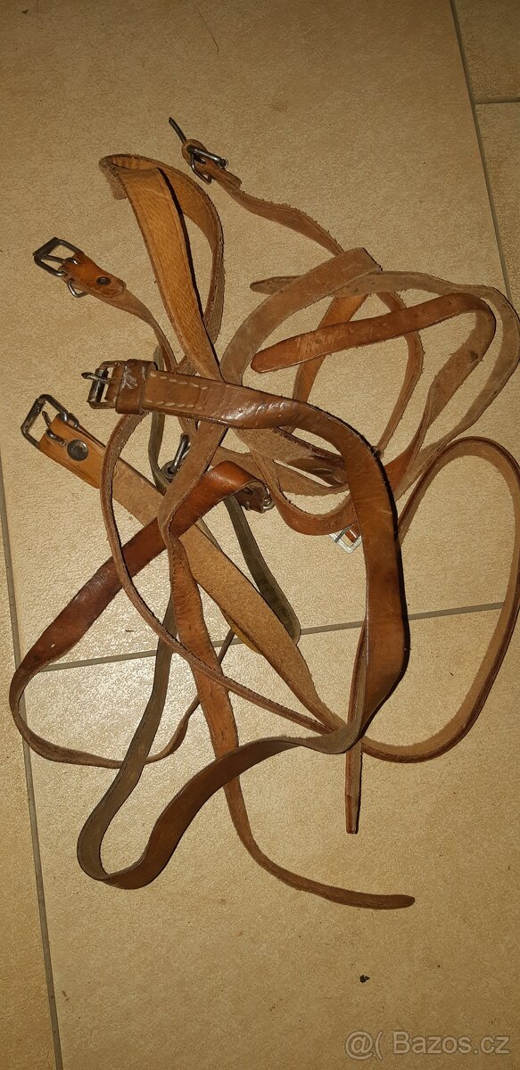 Spoustu starožitností z války na prodej - 10