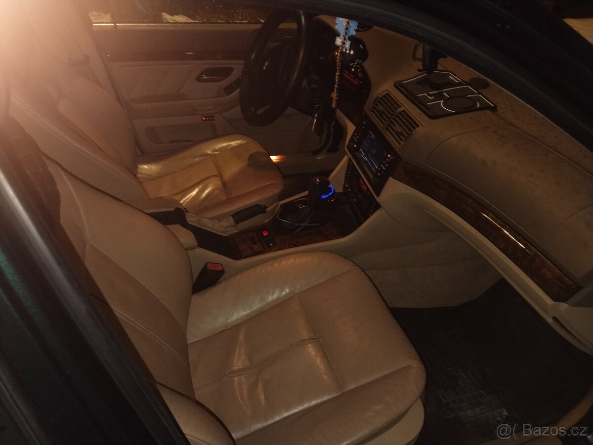 BMW 530 d 142KW - 10