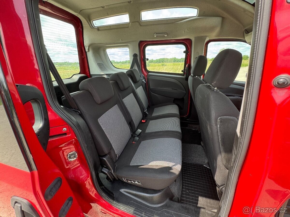 Fiat DOBLO PANORAMA 1.4i 70kw, KLIMATIZACE, NOVÁ STK, 5 MÍST - 10
