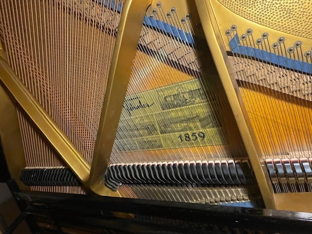 Klavír – křídlo August Förster - 10