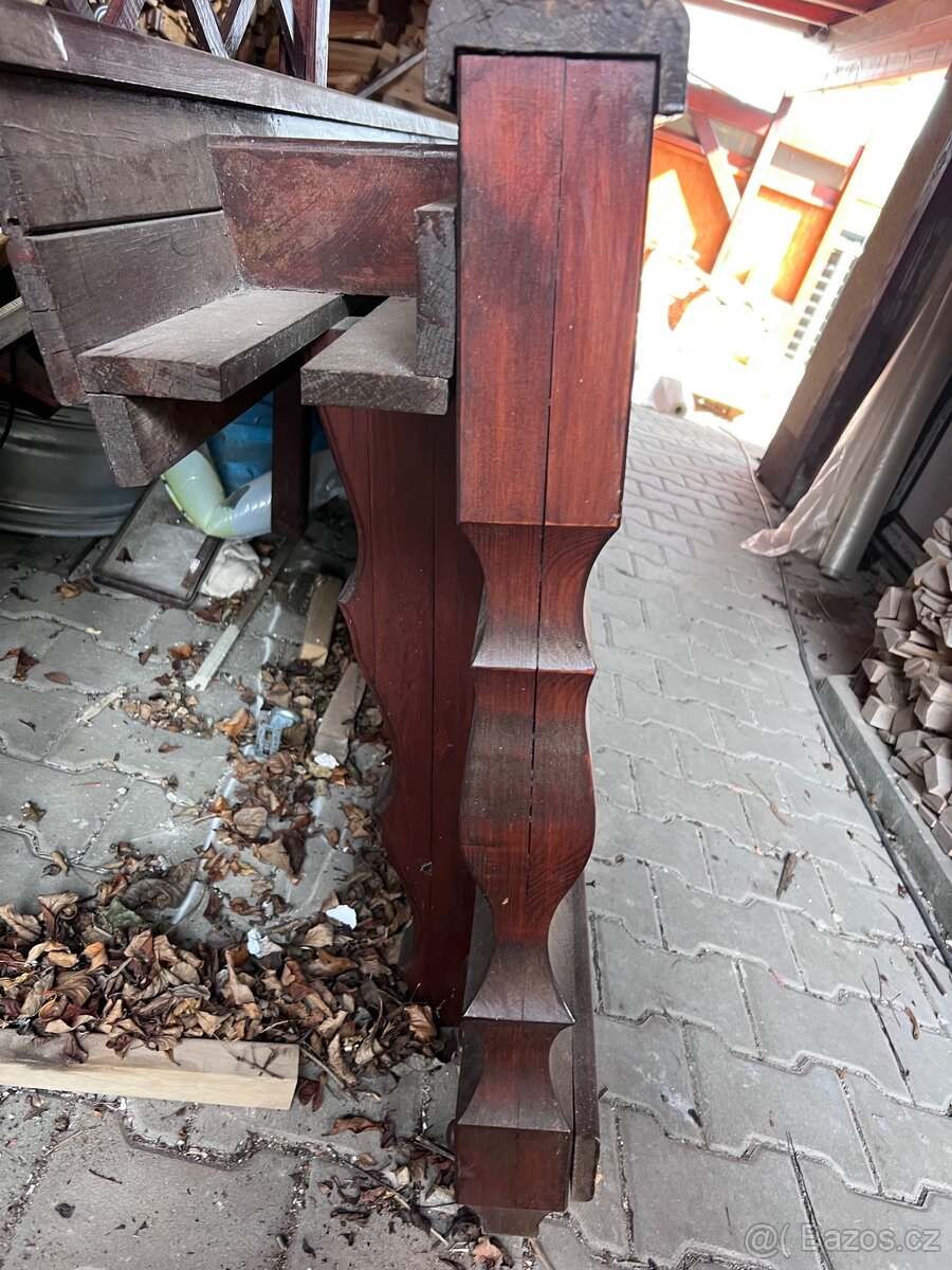 Prodám dřevěné zábradlí 2 ks - 10