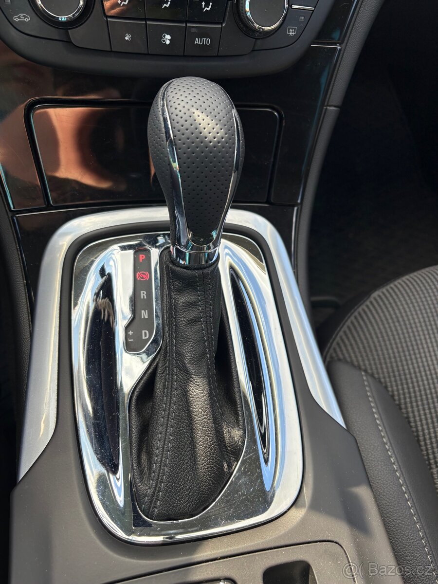 Prodám Opel insignii A - 10