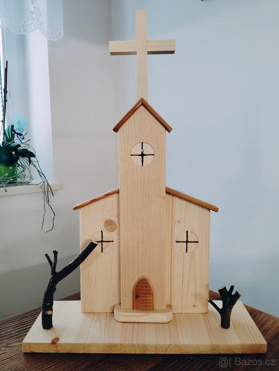 Věšáky, dekorace z masivu / Levně - 10