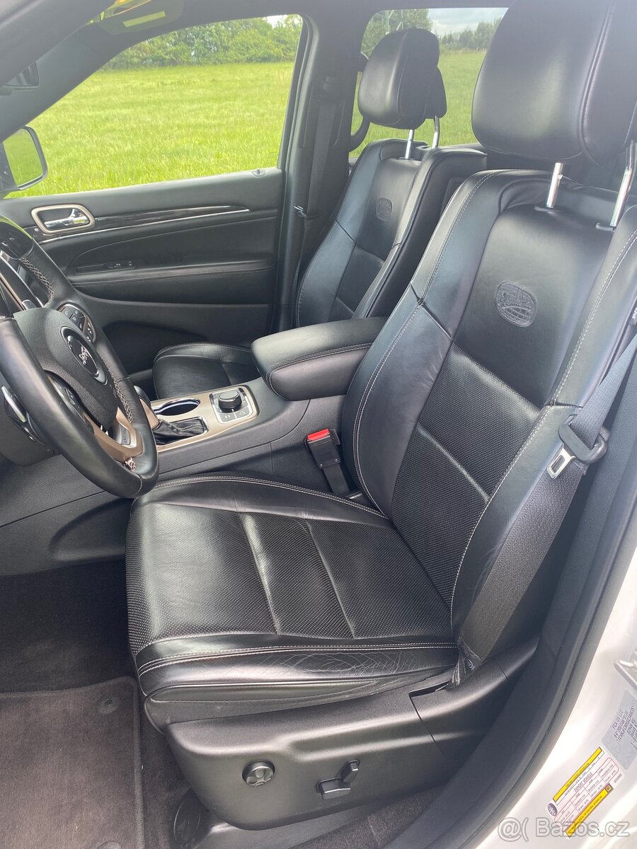 Jeep Grand Cherokee Overland 2018 - 10