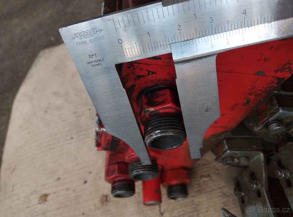 hydraulický rozvaděč - 10