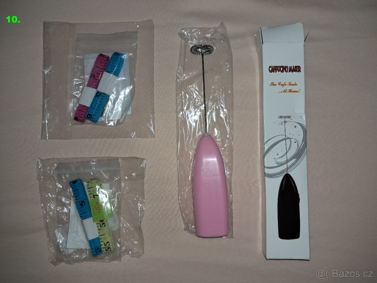 Prkénko, držáky, potrav. sáčky, lis na česnek a nůž na máslo - 10