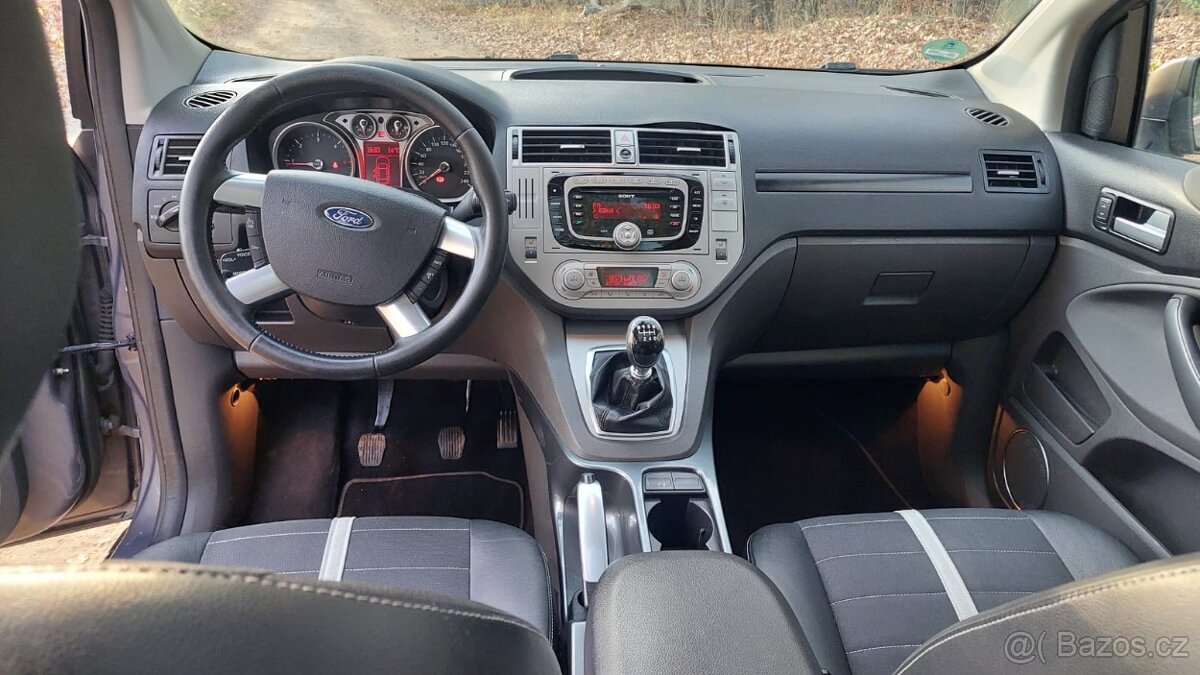 Ford Kuga 2.0 TDCI, 4x4, PANORAMA - 10