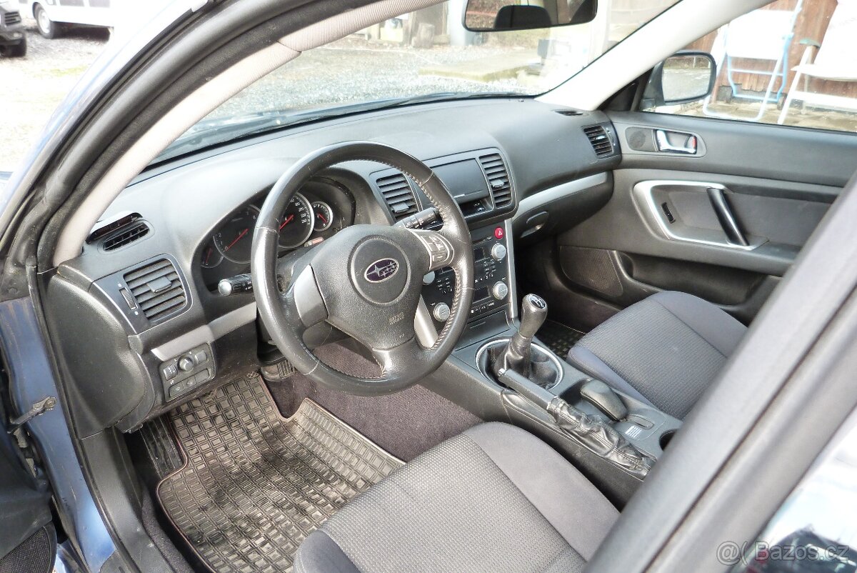 Subaru Legacy 2.0i AWD - 10
