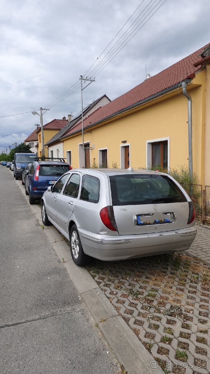 Lancia Lybra 1,9 JTD SW - 10