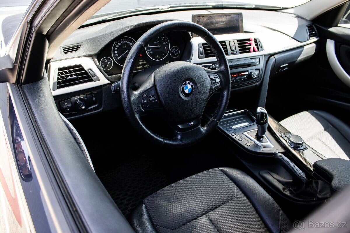 BMW 320i xDrive A/T, 135kW (2015) - 10