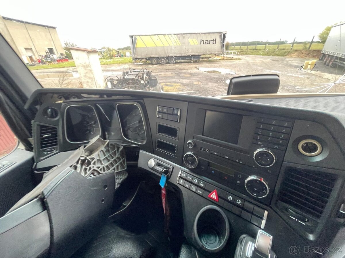 Bourane MB ACTROS MP4 1853 s hydraulika r.v. 2017 - 10