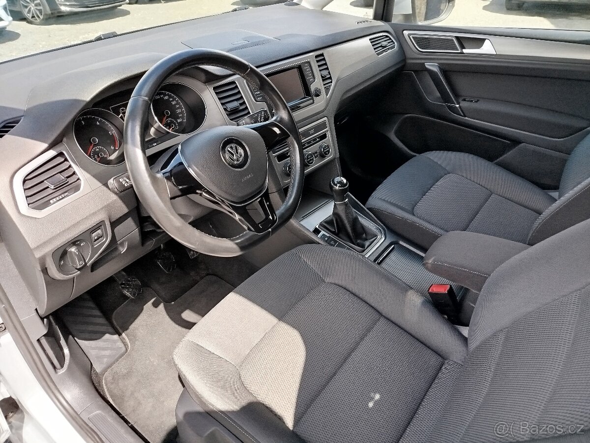 VW Golf SPORTSVAN 2.0 TDi 110kW, r.v.7/2014,najeto 114.984km - 10
