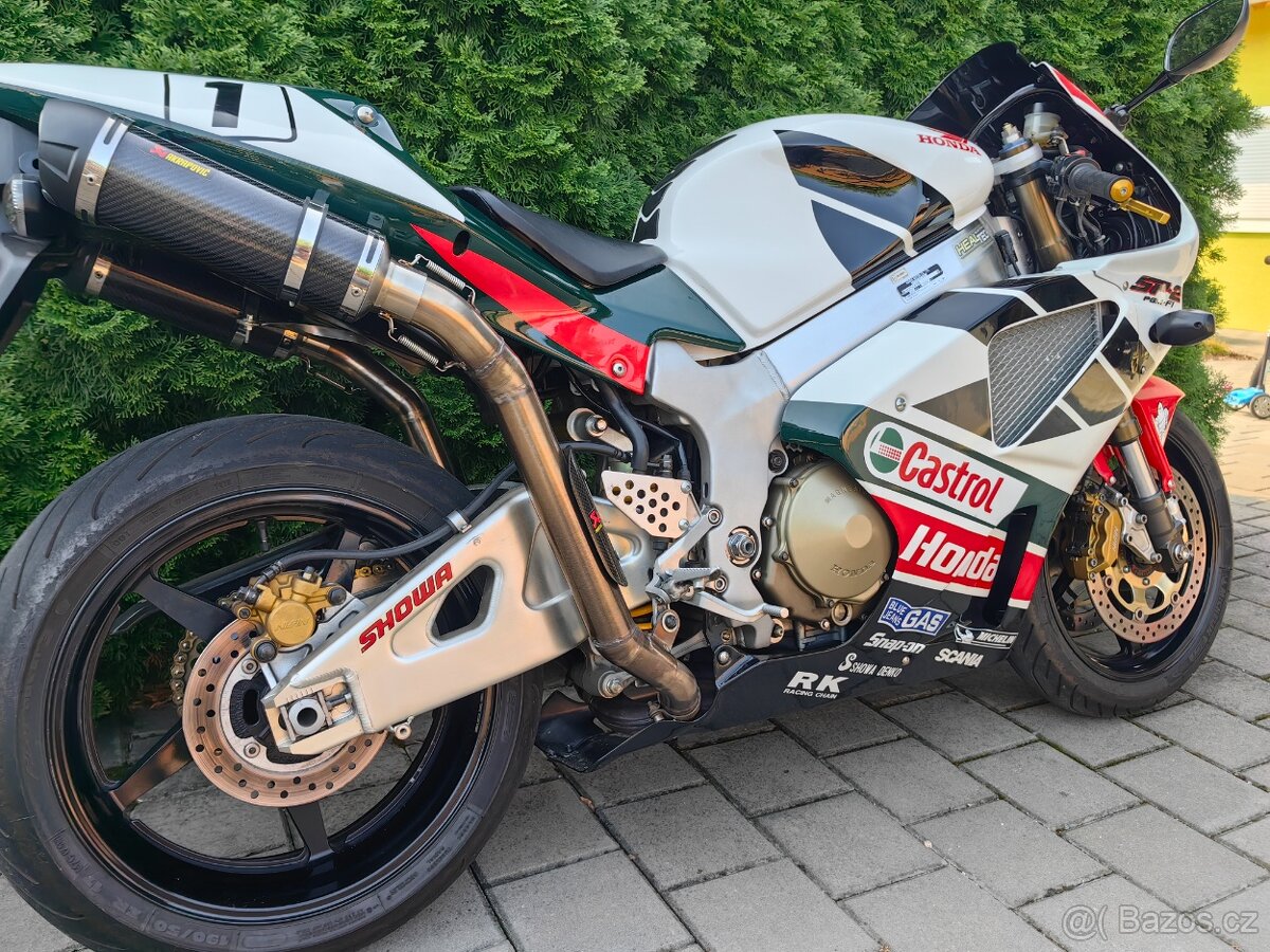 Honda VTR 1000 SP2 - 10