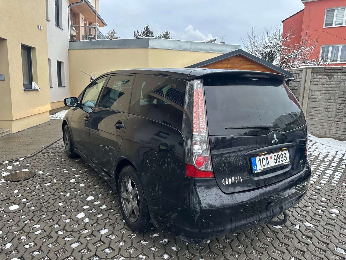 Mitsubishi Grandis 2.0 Di-D - 10