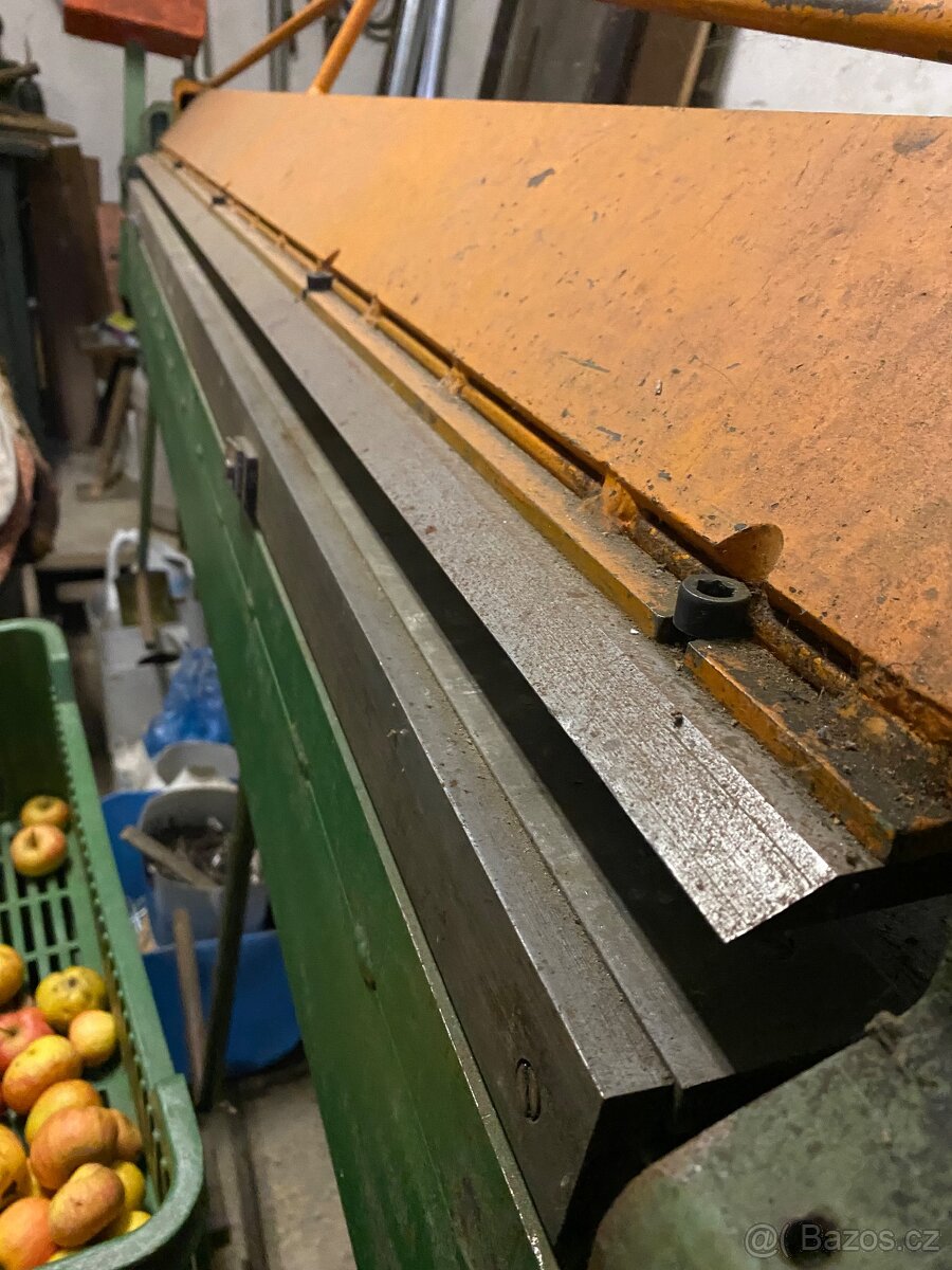 Nůžky na plech, ohýbačky - 10