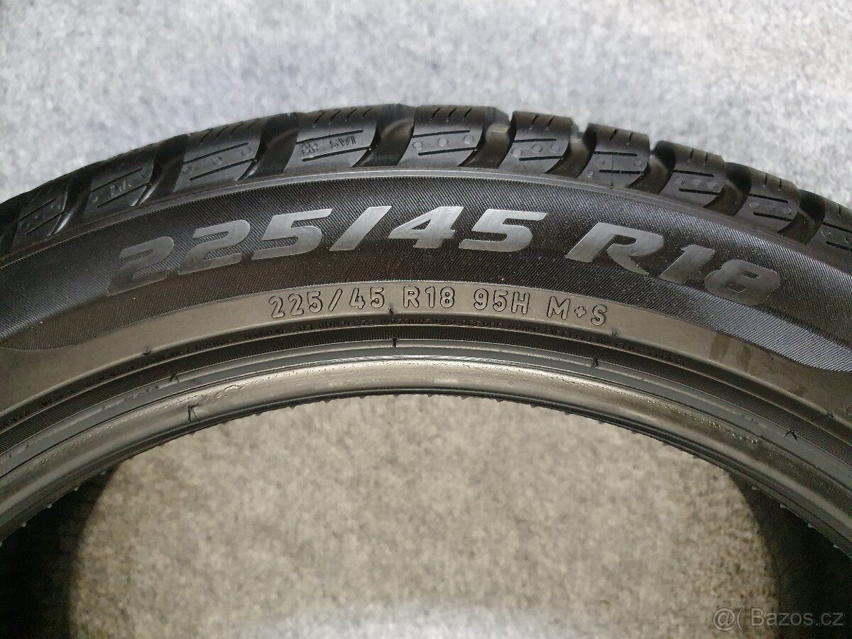 2x -- 225/45 R18 Zimní pneu Pirelli Sottozero 3 -- - 10