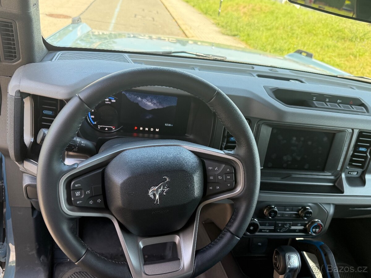 Ford Bronco 2023 2.7 EcoBoost V6 Turbo Black Diamond - 10