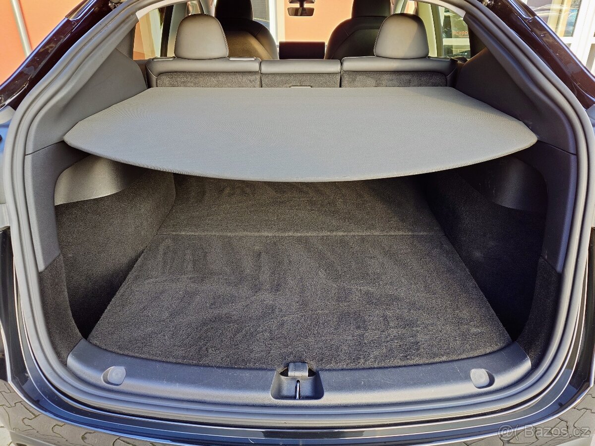 Tesla Model Y 2023 Standard Range 220 kW - 10