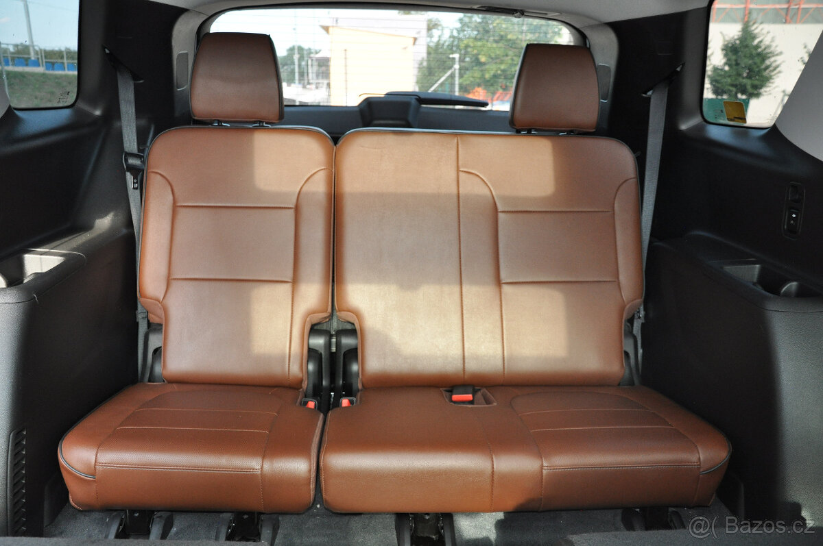 Chevrolet Traverse, High Country - plná výbava, 7 míst, 4x4 - 10