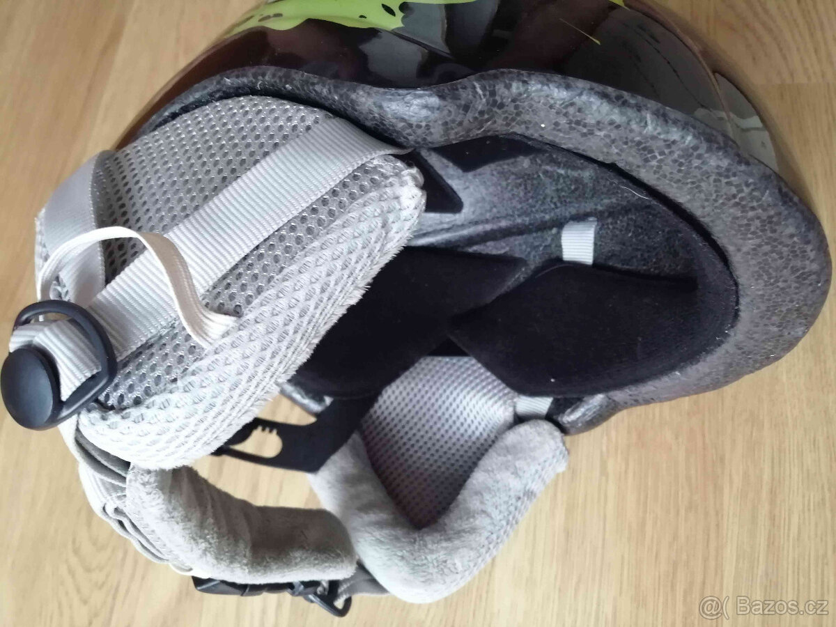 Dětská lyžařská helma - 10