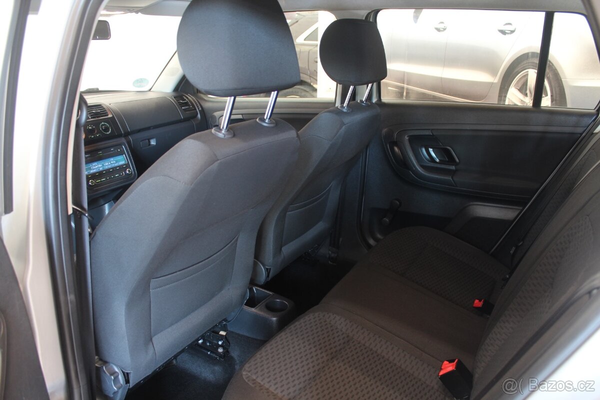 Škoda Fabia 1.2 TSI 63kW 2011 Klima - 10