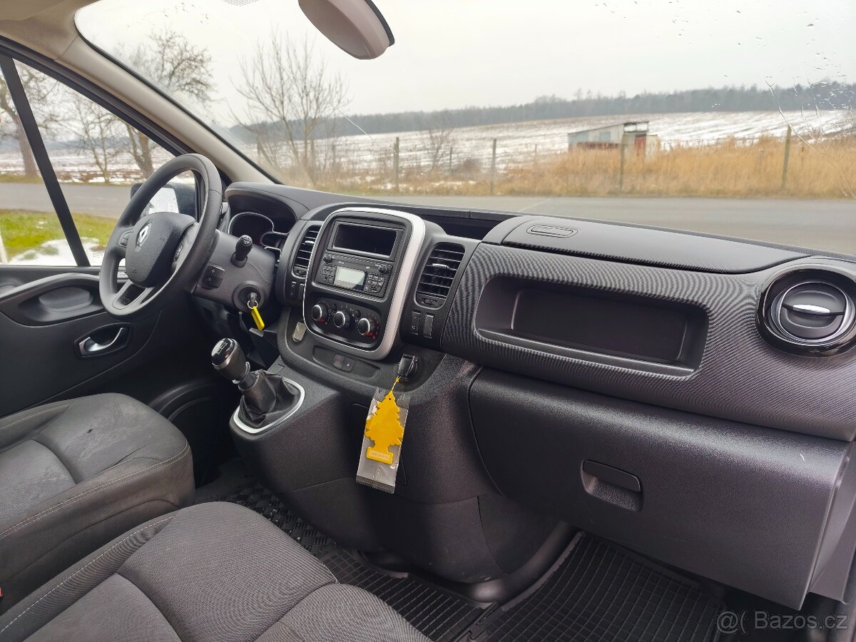 RENAULT TRAFIC 2.0DCI 88kW - ROK 2020 - FACELIFT - 10