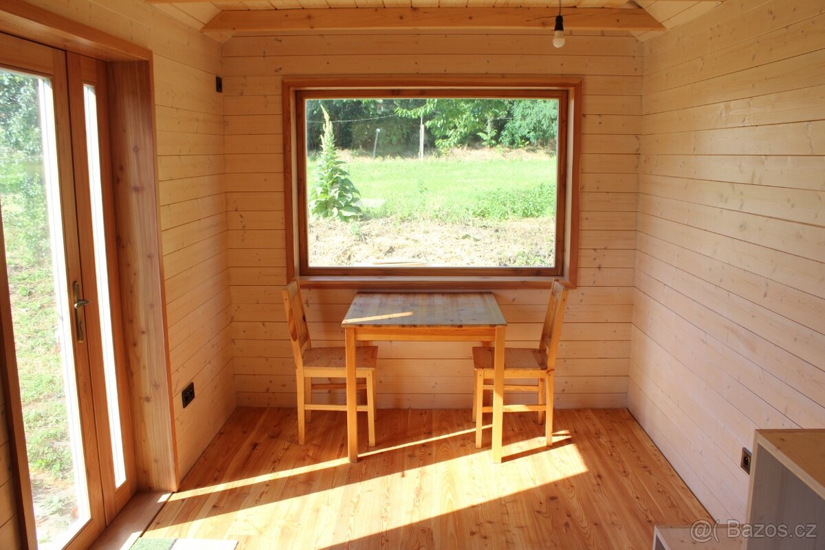 Zařízený Tinyhouse 7,5 x 2,5 x 4m - 10